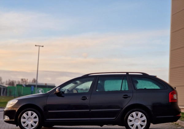 Skoda Octavia cena 16900 przebieg: 231000, rok produkcji 2010 z Żary małe 254